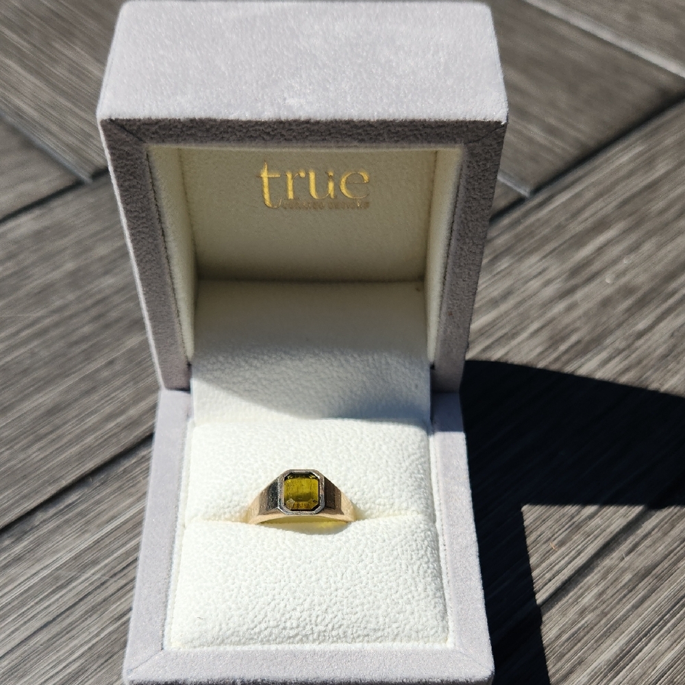 Signet Ring